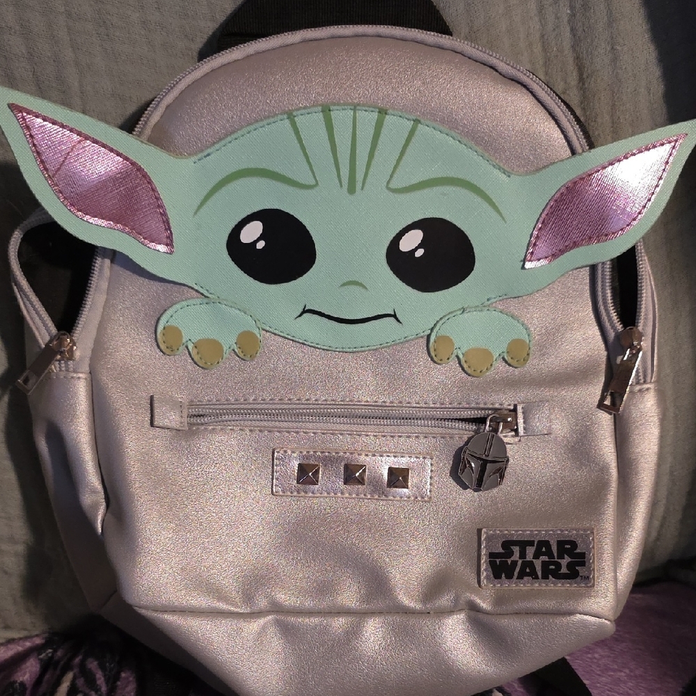 Star Wars GROGU/BABY YODA Silver and Mint Green BACKPACK PURSE